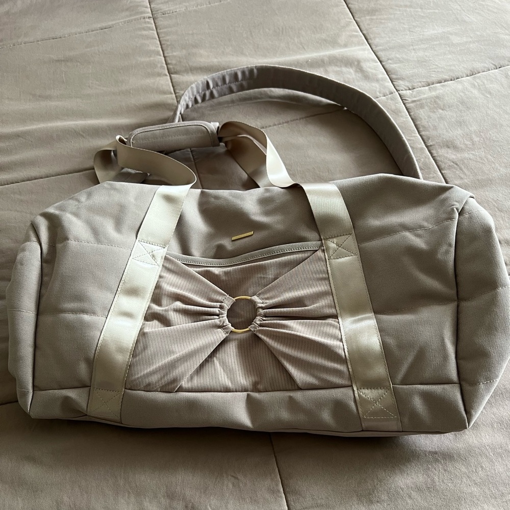 Gymshark x Whitney Simmons V3 Holdall gym bag